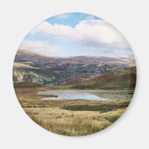 MOUNTAINS MAGNET