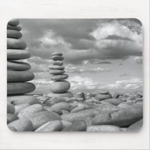 Mouse mat with rocks