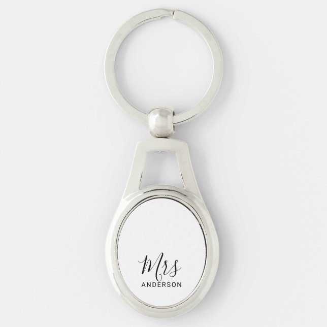 Mr and Mrs | Black and White Modern Script Wedding Key Ring (Front)