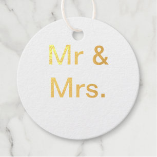 Mr and Mrs couple name monogram text simple minima Favour Tags
