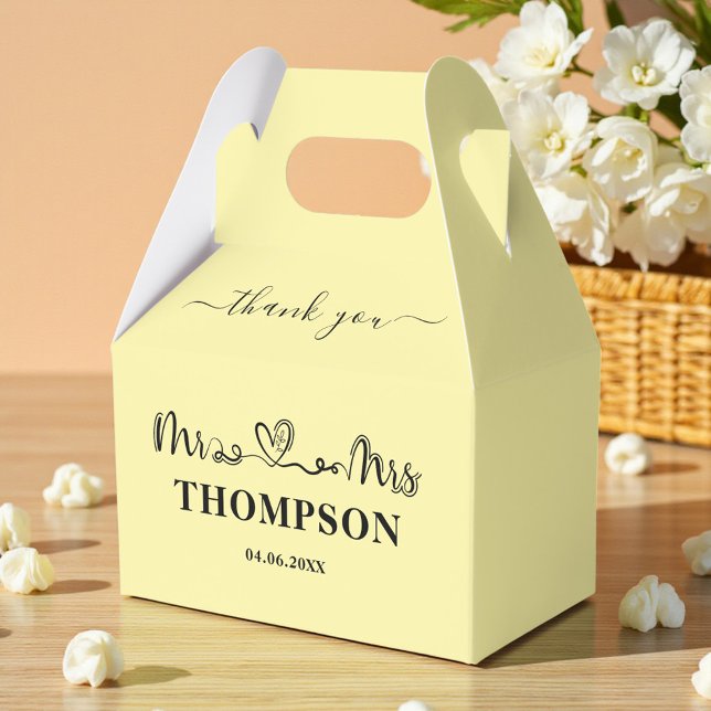 Mr and Mrs Elegant Simple | Pale Yellow Favour Box (Creator Uploaded)
