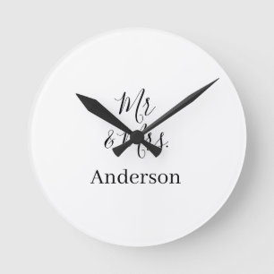 Mr & Mrs add family name date year wedding favor g Round Clock