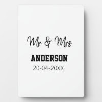 Mr & Mrs add family name date year wedding favour