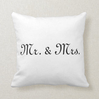 Mr & Mrs Pillow