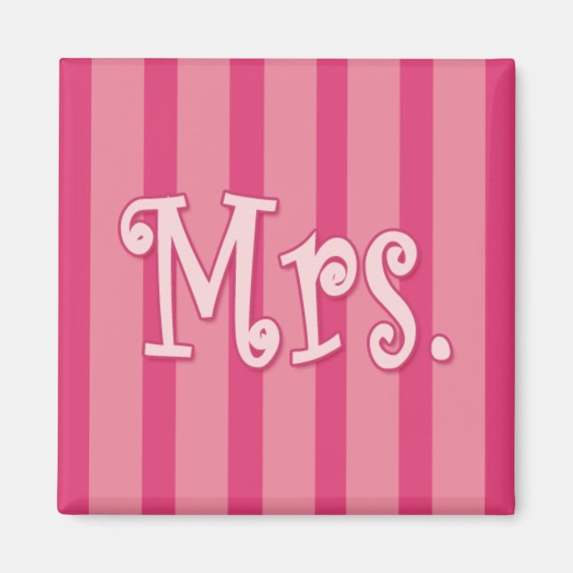 Mrs. Magnet (Front)
