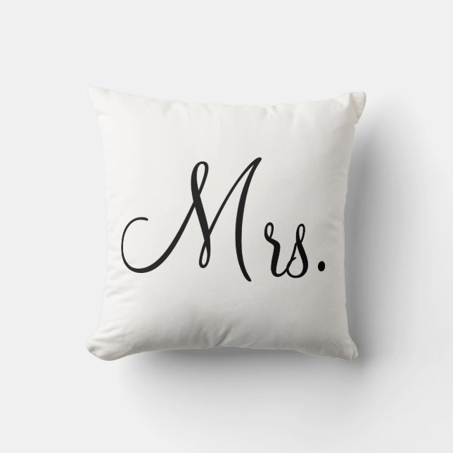 Mrs. Pillow (Front)
