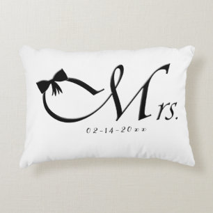 Mrs. with Bow Decorative Cushion