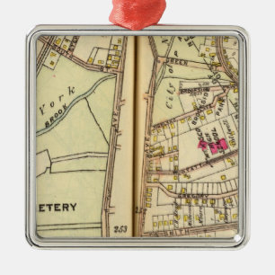 Mt. Kisco, New York Metal Tree Decoration