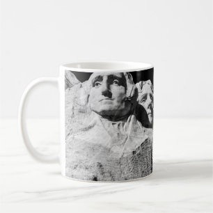 MT. RUSHMORE DURING DAYTIME COFFEE MUG