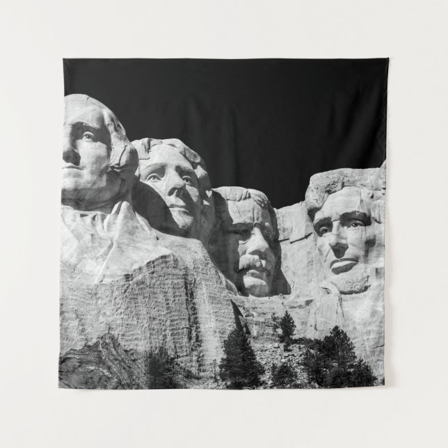 MT. RUSHMORE DURING DAYTIME TAPESTRY (Front)