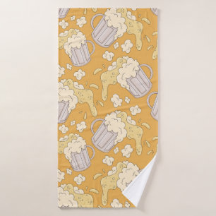 Mug with beer cartoon seamless pattern. Alcohol dr Bath Towel