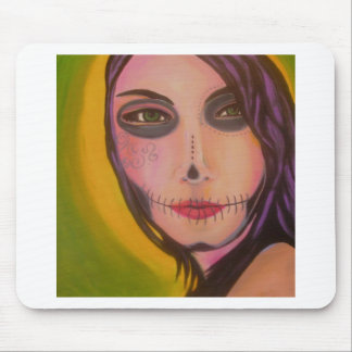 Mujer Muerta Mouse Pad