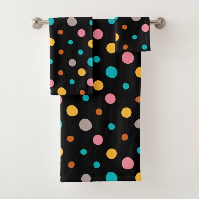 Multicolor Watercolor Dots 2 Bath Towel Set (Insitu)