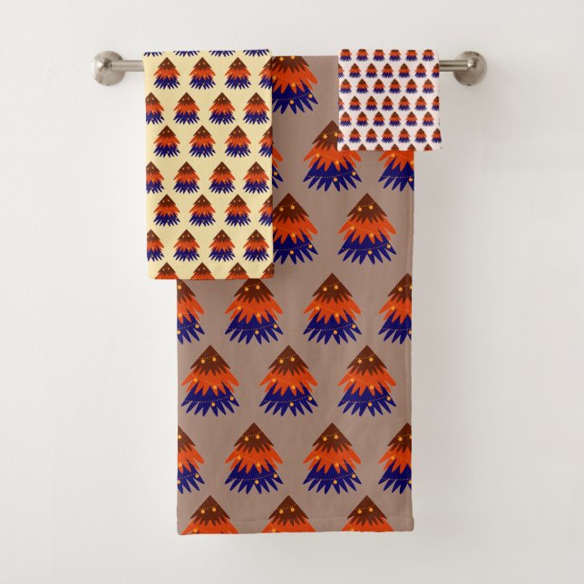 Multicolored Christmas Tree - Bath Towel Set (Insitu)