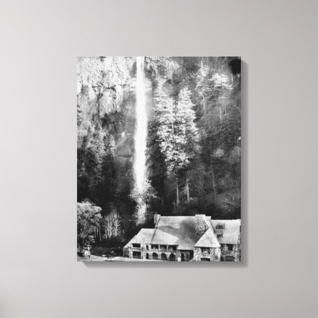 Multnomah Falls and Lodge Photograph Canvas Print (Front)