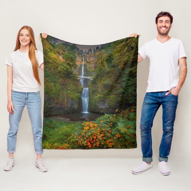 Multnomah Falls | Columbia River Gorge, Oregon Fleece Blanket (In Situ)