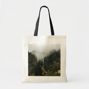 Multnomah Falls, Oregon Tote Bag