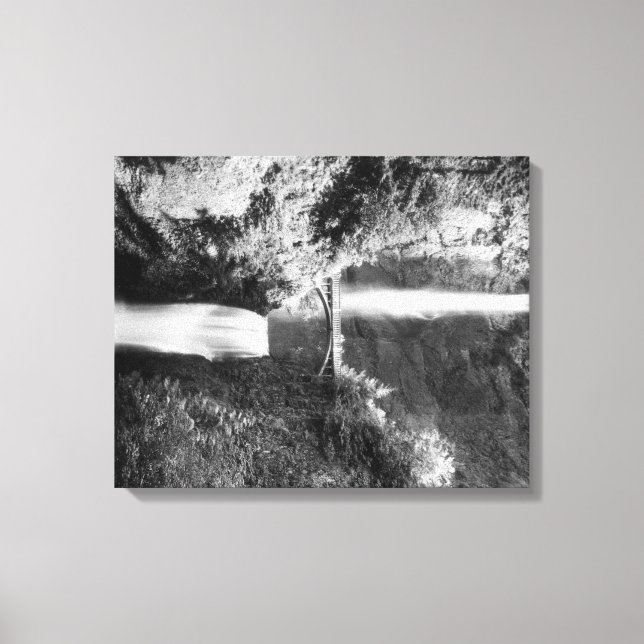 Multnomah Falls PhotographColumbia River, OR Canvas Print (Front)