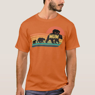 Mum Bear with Cubs Vintage Sunset - Retro Family o T-Shirt