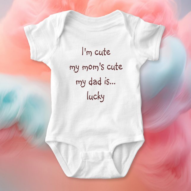 Mum Cute Dad Lucky Funny Newborn Shower Toddler Baby Bodysuit (Mom Cute Dad Lucky Funny Newborn Shower Toddler Baby Bodysuit)