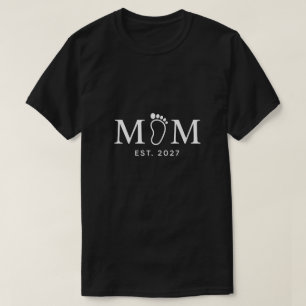 Mum Est. 2027 Baby Footprint New Mum Gift T-Shirt