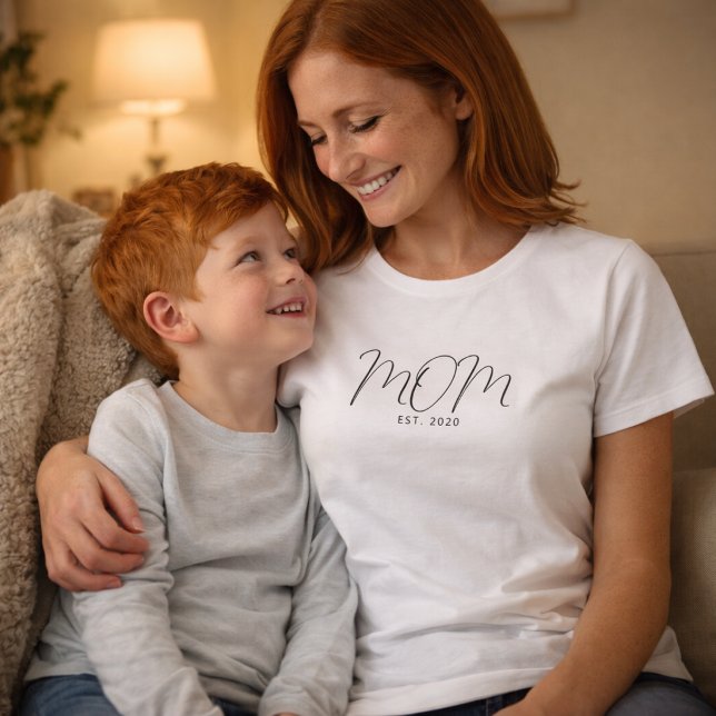 Mum Est Date Established Black Script Mum T-Shirt (Creator Uploaded)