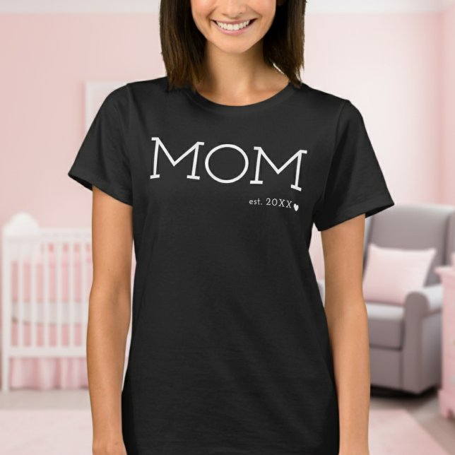 Mum Established Heart Black Minimal T-Shirt (Creator Uploaded)