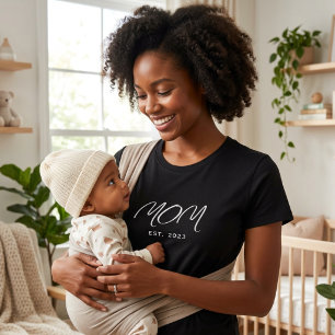 Mum Established New Mum Gift Black T-Shirt