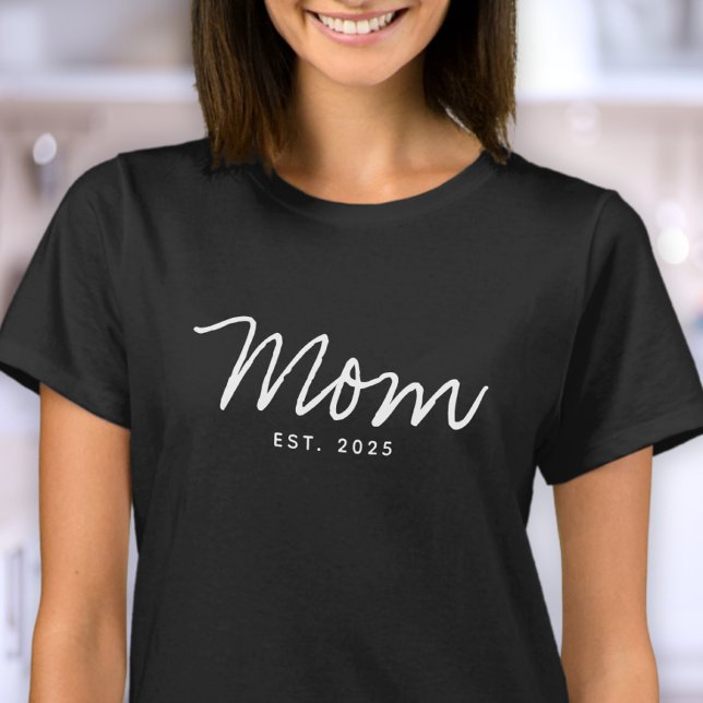 Mum Established New Mum Gift T-Shirt (Creator Uploaded)