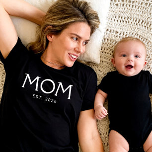 Mum Established New Mum Gift T-Shirt