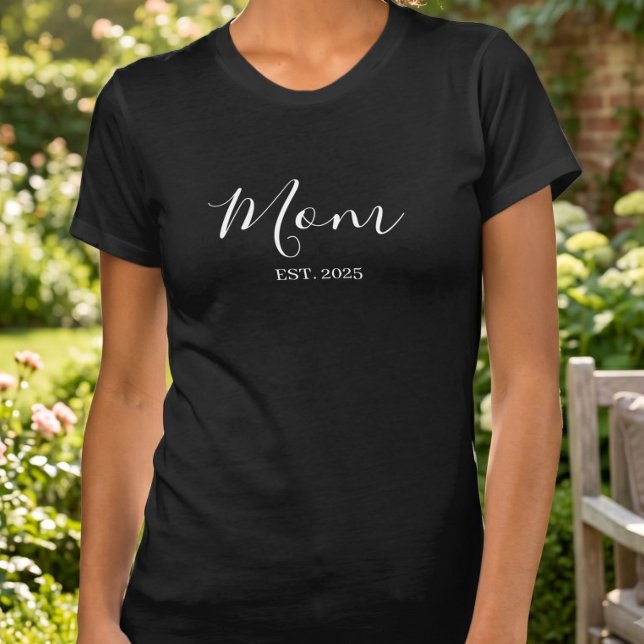 Mum Established New Mum Gift T-Shirt (Creator Uploaded)