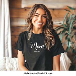 Mum Established New Mum Gift T-Shirt