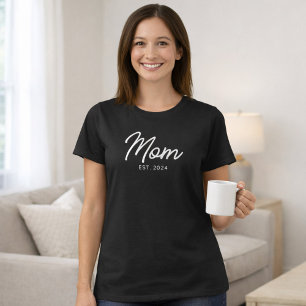 Mum Established New Mum Gift T-Shirt