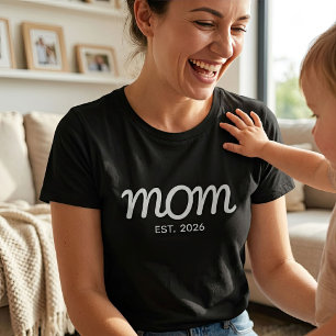 Mum Established New Mum Gift T-Shirt