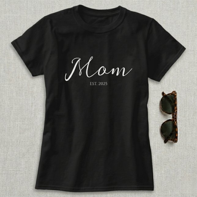 Mum Established New Mum Gift T-Shirt (Creator Uploaded)