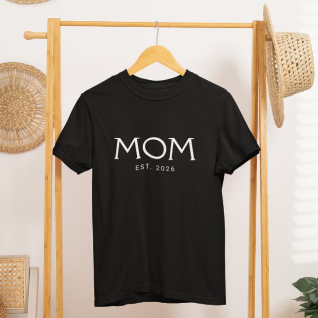 Mum Established New Mum Gift T-Shirt (Creator Uploaded)