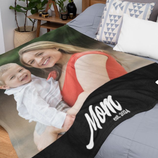 Mum Established Photo Mother's Day Fleece Blanket (Creator Uploaded)
