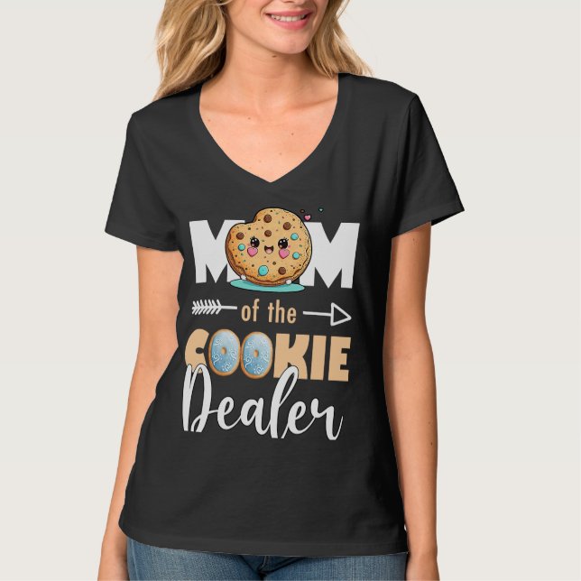 Mum Of The Cookie Dealer Scout Leader  5 T-Shirt (Front)