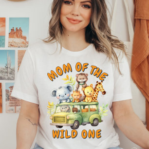 Mum of the Wild One safari animals birthday  T-Shirt