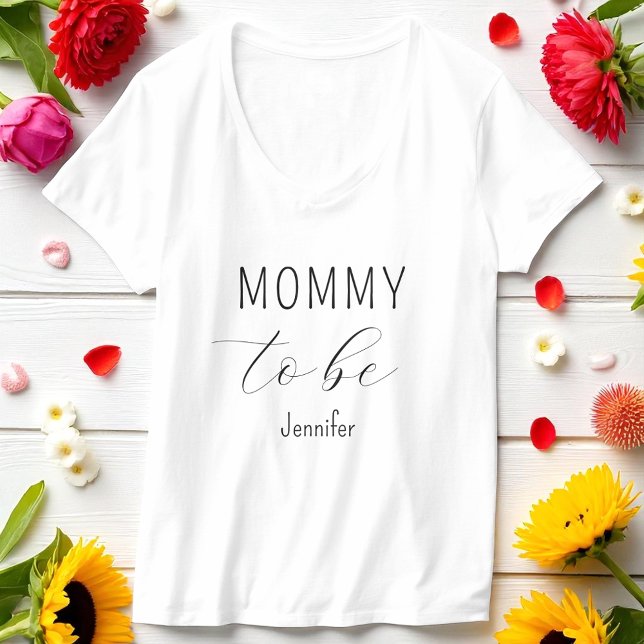 Mummy to Be Baby Shower Minimalist T-Shirt (Creator Uploaded)