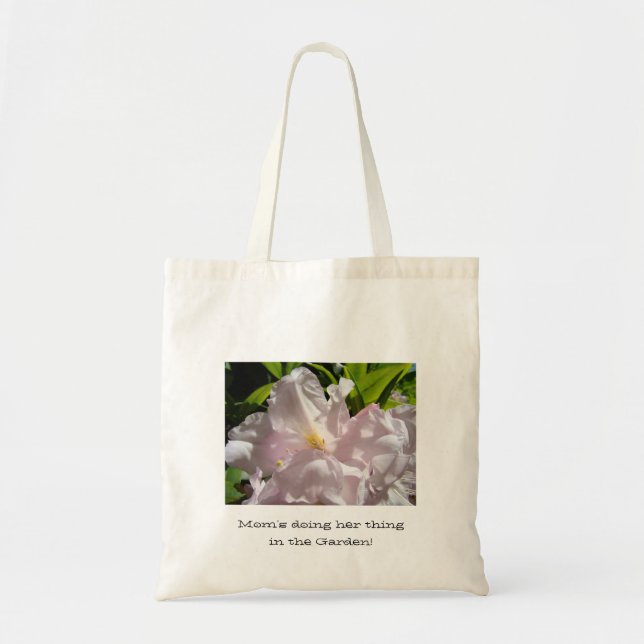 Mum's doing her thing in the Garden! Tote bag gift (Front)