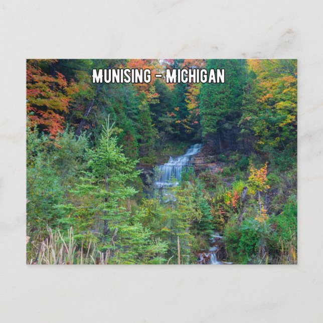 Munising Michigan Postcard (Front)