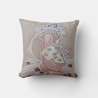 Muse Cushion
