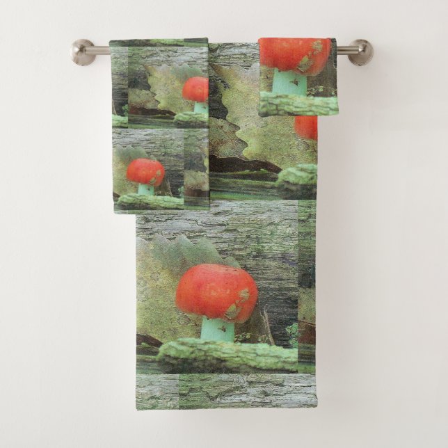 Mushroom In The Woods Bath Towel Set (Insitu)