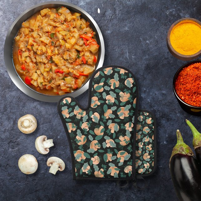 Mushrooms and leafy greens black oven mitt & pot holder set (Creator Uploaded)