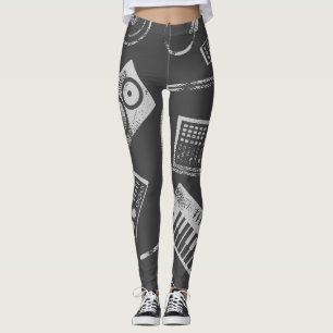 Music elements: vintage seamless background. leggings