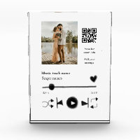 Music player personalised couple love q r code tex