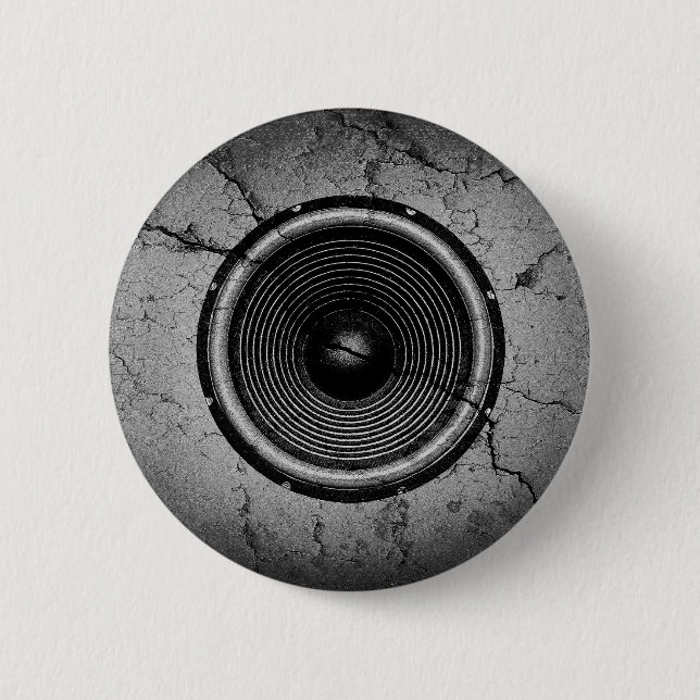 Music speaker on a cracked wall 6 cm round badge (Front)