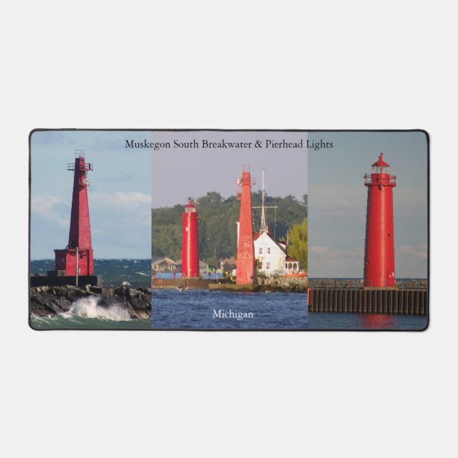 Muskegon South Bkw & Pierhead Lights desk mat (Front)