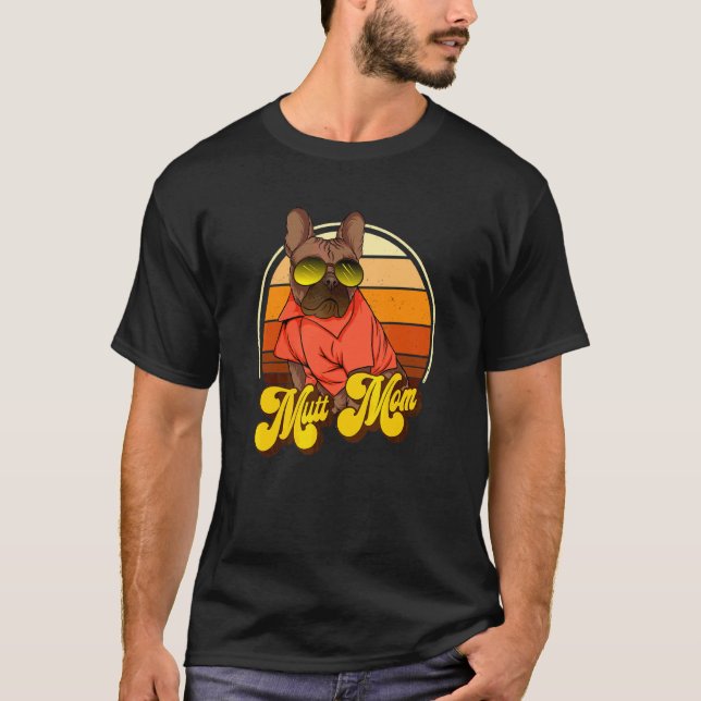 Mutt Mum  Fun Dog T-Shirt (Front)